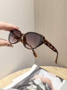 1 PC Women's Retro Cat Eye Fashion Glasses Black And Tortoiseshell Polycarbonate Frame Soft Tinted Lenses Suitable For Daily Commute Outdoor With Glasses Box - Multicolor - View 9