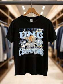 Men's Print T-Shirt - 1993 Tar Heels Unc  Tournament Champions University Of North Carolina Casual Round Neck Short Sleeve Tee For Urban Streetwear, All-Season Comfort Fit
 -Black-Unisex Loose - Fit Comfortable Vintage Street - Style Cotton T - Shirt TopCasual Short-Sleeve T-Shirts For Men And Women - màu đen - Xem 3