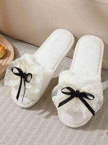 Sandal Wanita Berenda dengan Pita, Sandal Dalam Ruangan yang Nyaman dan Hangat, Sandal Pasangan untuk Digunakan di Rumah, Cocok untuk Musim Gugur/Musim Dingin - putih hitam - View 5