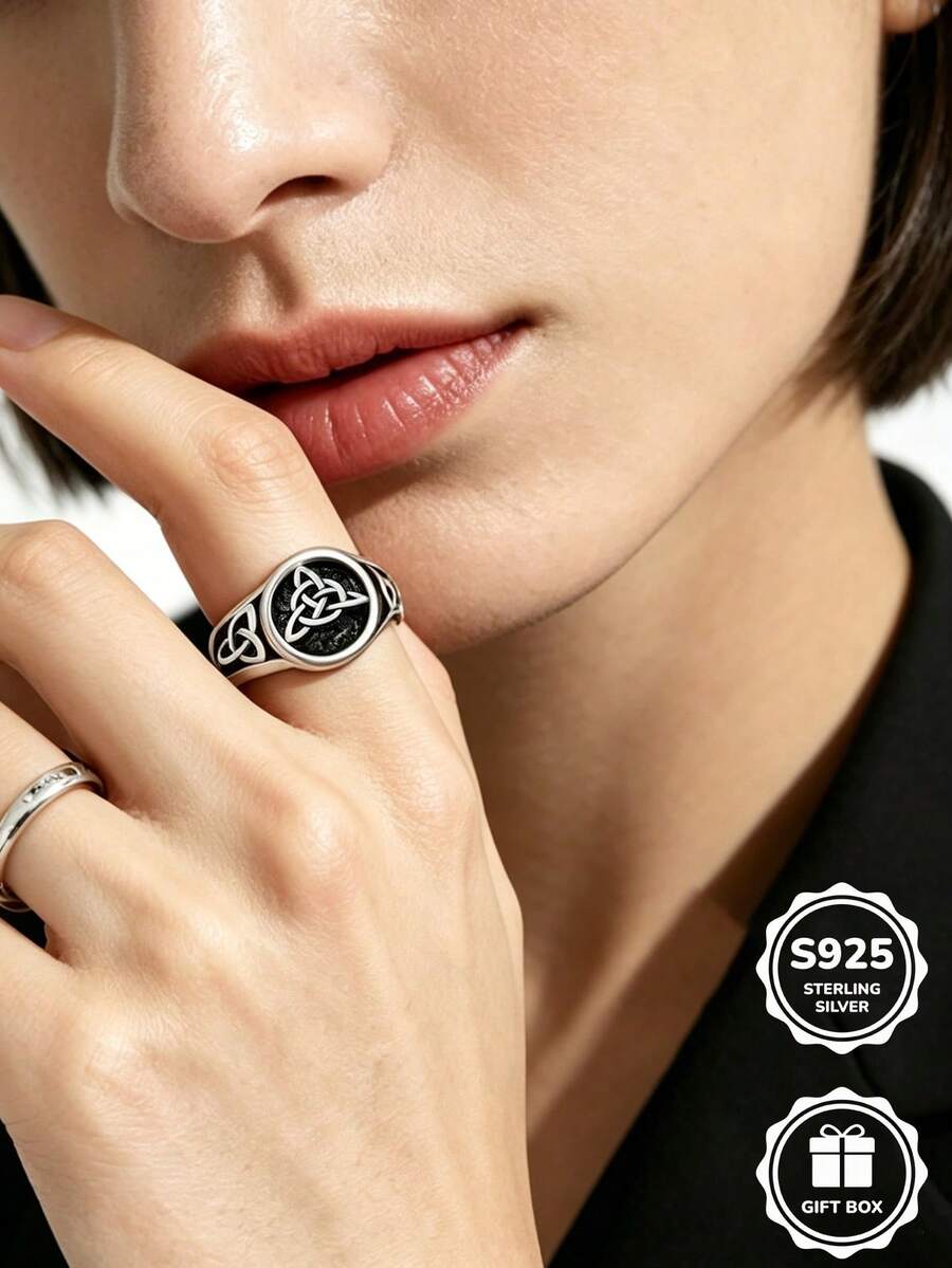 1件 S925 純銀凱爾特三角結印章戒指，日常佩戴情人節禮物首選，附禮品盒