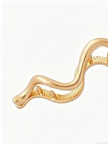 A European And American Minimalist Serpentine Metal Hair Clip, High-End Niche Back-Of-The-Head Hair Accessory, Elegant Hair Ornament - Gold - View 4