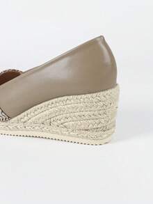 2025 New Arrival Thick Sole Wedge Heel Women's Shoes, Multi-Color Versatile Low Vamp, Waterproof Platform Round Toe High Heels, Suitable For Wedding, Outdoor, Vacation - Khaki - View 6