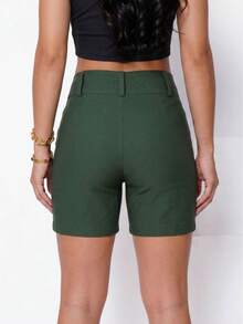 estilo essencial Bermuda Social Feminina com 6 Botões e Bolsos Laterais Veste Nº 40 Até 52 Maximo Confortavel Grande Qualida Premium - Verde Militar - Visão 3