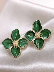 Bông tai hình hoa giọt dầu, kiểu dáng tối giản thanh lịch với chất liệu cao cấp. - Bông tai hình hoa nhỏ giọt dầu - Xem 11