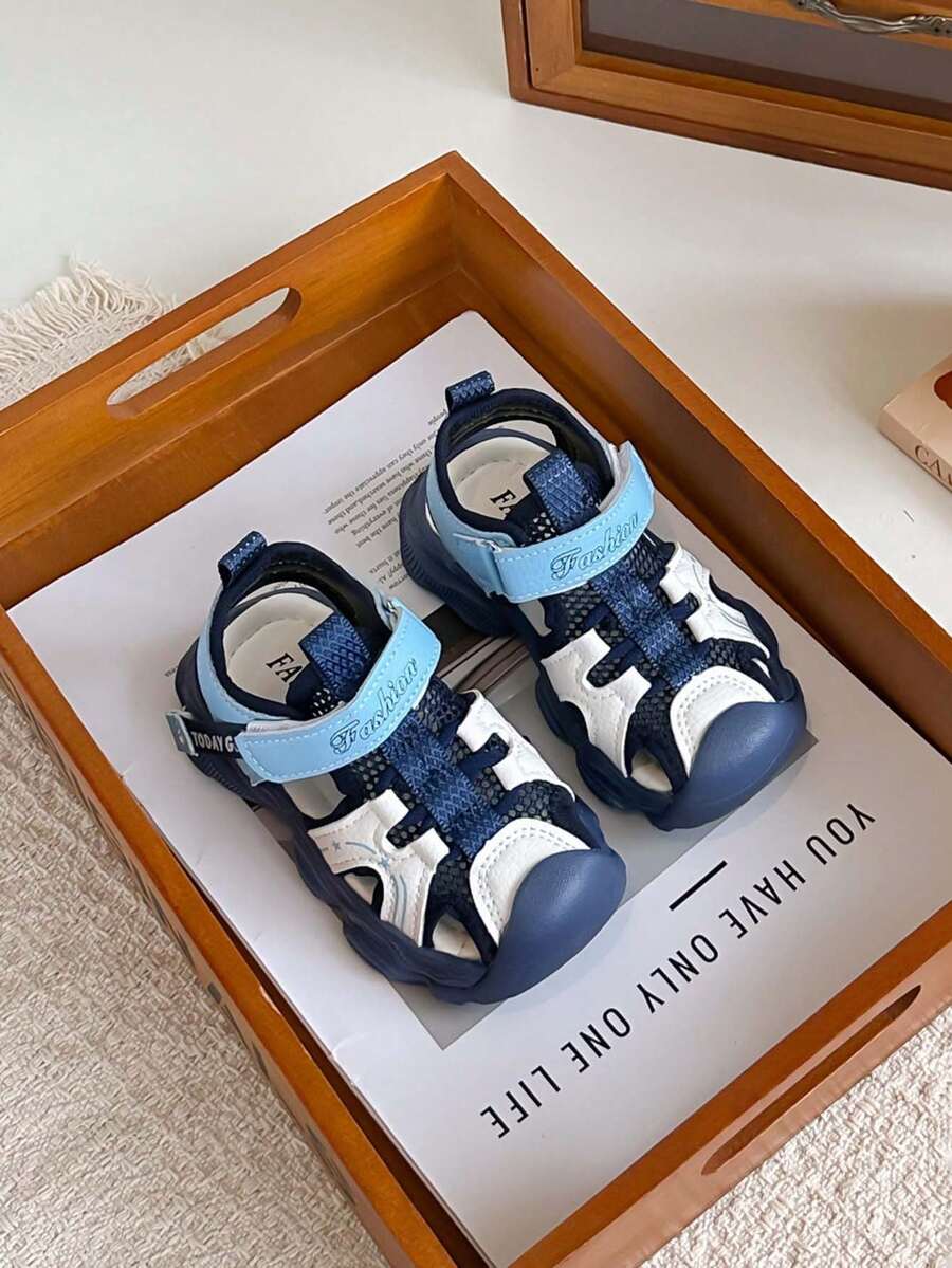 Dép xăng đan mùa hè tiện dụng cho bé, chất liệu lưới thoáng khí, khóa dán mềm mại, chống trượt, bảo vệ ngón chân, kiểu dáng thường ngày cho bé trai và bé gái. - Màu xanh lam - Xem 1