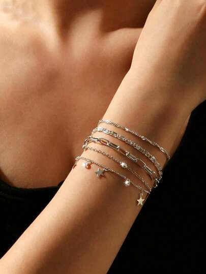 Juego de 4 piezas de pulsera de cadena minimalista de 5 capas con colgantes de estrella de rhinestone, adecuado para uso diario, regalos festivos, vacaciones y citas para mujeres y niñas.