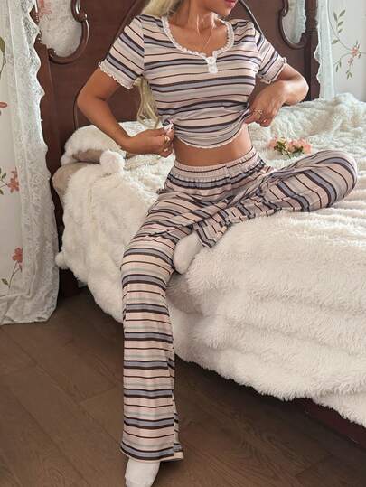 Spring & Autumn New 2 Pieces Striped Short Sleeve Pajama Set, Ruffled Trim Decor, Loose Breathable Homewear, Girlish Vibe