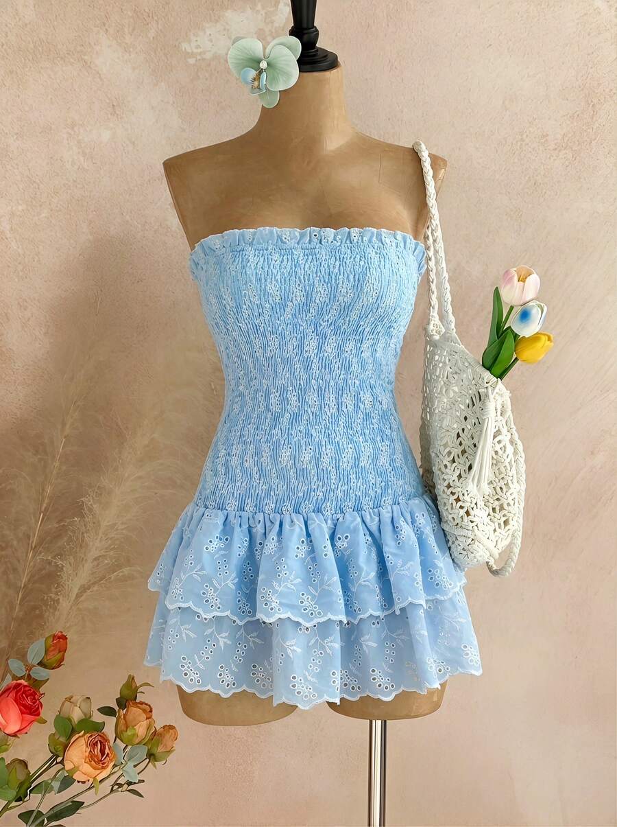 Temptaria Đầm ngắn kiểu Bohemian không dây vai BohoBloom, với viền bèo nhún và thiết kế khoét eo - Đầm thường ngày phù hợp cho kỳ nghỉ biển, dã ngoại công viên, bữa ăn trưa cuối tuần, lễ hội ngoài trời và dạo phố thanh lịch mùa hè - Màu xanh nhạt - Xem 1