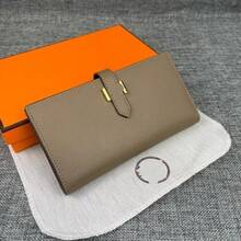 Long, Ultra-Thin Cowhide Wallet With Pattern, Casual And Elegant Genuine Leather Multi-Card Slot Wallet Women - 1 - View 5