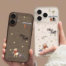 Ốp điện thoại unisex sáng tạo và đẹp mắt được làm từ chất liệu TPU với họa tiết Winnie the Pooh của Disney, làm bằng silicon trong suốt. Kiểu dáng thời trang, dễ thương, với chữ tiếng Anh, thiết kế trang nhã, hình ngôi sao, sao băng, cao cấp, hoạt hình và thu hút. Tương thích với các dòng điện thoại iPhone 17/17 Pro/17 Pro Max/16/15/14/13/12 PRO & PRO Max. - Màu đen mờ - Xem 4