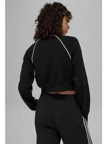 Alo Yoga Track Star Full Zip Jacket | Vintage-Inspired Athletic Silhouette | High-Performance Tech Fabric | Sleek Studio-To-Street Layering | Luxury Sportswear Essential - 黑色 - 查看 2