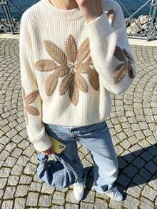 Women's Elegant Crew Neck Colorblock Floral Embroidery Knit Sweater, Suitable For Daily Commute, Casual And Holiday Wear, Autumn/Winter White - White - View 3