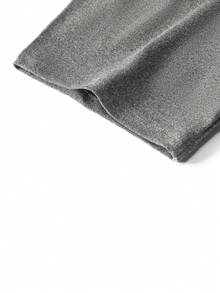 Kaos Wanita Lengan Pendek Hitam dengan Bahu Terbuka, Atasan Poliester Elastis Tinggi, Cocok untuk Pakaian Kasual Sehari-hari dan Kantor di Musim Panas - Grey - View 9