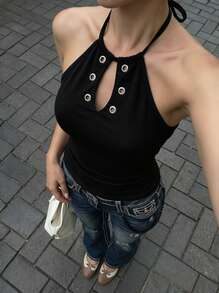 Buzzelle Áo tank top hai dây màu xám mùa hè dành cho nữ của Lysee, áo crop top ôm sát kiểu punk Y2K khoét rỗng đính đinh tán, áo không tay phong cách đường phố thường ngày màu đen. - màu đen - Xem 2