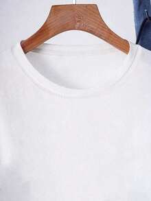 Summer Tops: Women's Casual Crab Print T-Shirt, Short Sleeve, Round Neck, Cotton, Summer Outfit. - White - View 3