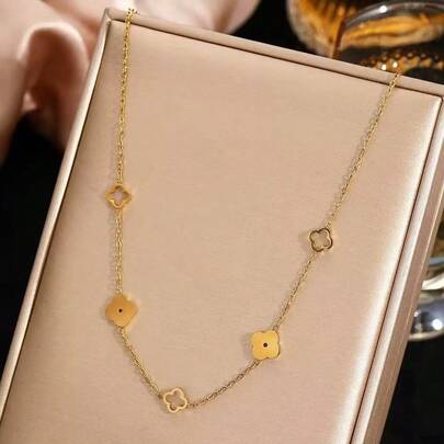 1pc 4-Leaf Clover Hollow Necklace – 18K Gold Plated Stainless Steel, Waterproof & Tarnish-Free. The Perfect Elegant Accessory For Women's Daily Outfits.