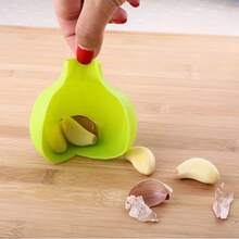 Silicone Portable Garlic Peeler, Kitchen Food Peeling Tool, Quick Hands-Free Garlic Peeler, Convenient And Easy To Clean Kitchen Tool - Multicolor - View 7