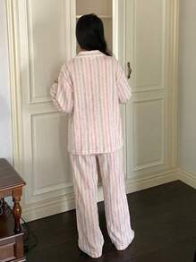 DAZY 2 Stücke Damen Pyjama Set, Cardiganjacke mit Kragen und V-Ausschnitt, Langarm Top mit buntem gestreiftem Hunde-Muster, Hose mit durchgehendem süßem Cartoon-Muster, bequem & modisch für Zuhause & Lässig, geeignet für Frühling, Herbst & Winter - Verschiedenfarbig - Übersicht 6