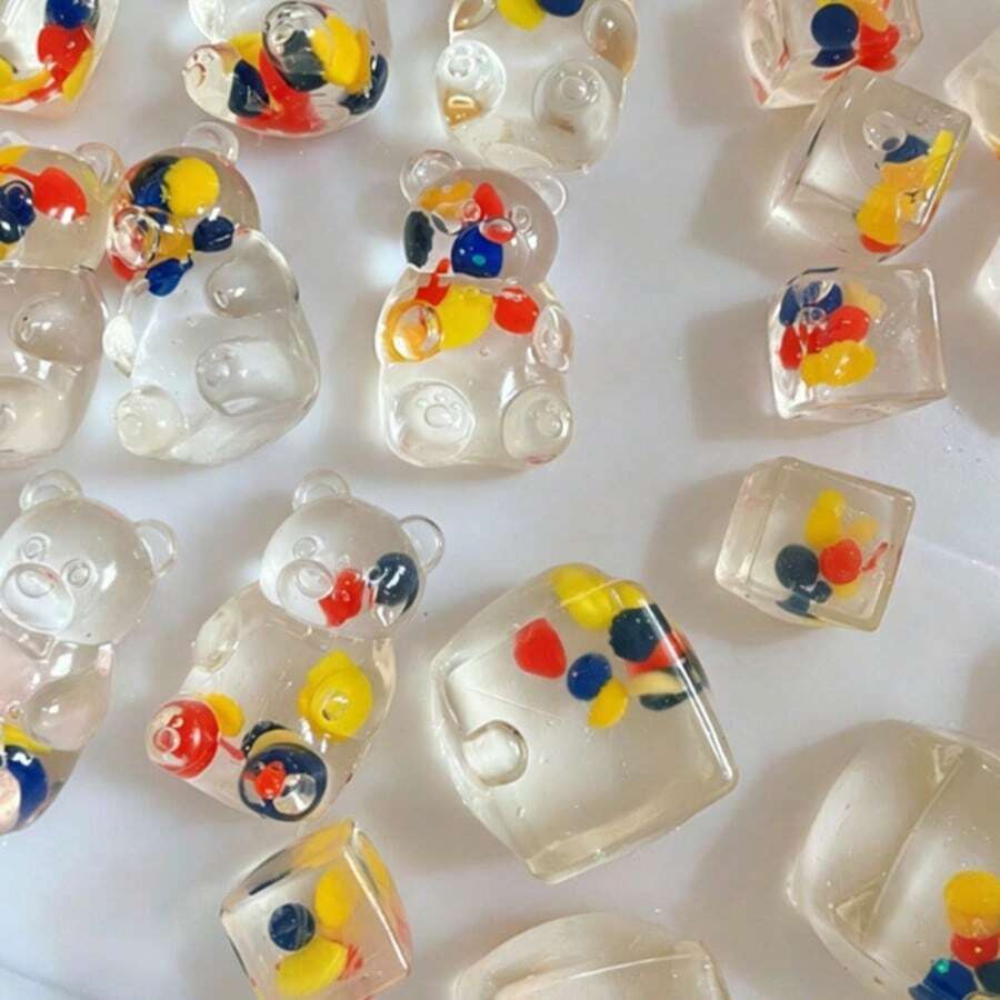 1个最新款慢回弹解压玩具，柔软水果造型手捏玩具，麻糬慢回弹小熊方块冰块糖熊捏捏乐，高品质慢回弹玩具，非常适合作为生日、圣诞节、新年、情人节、万圣节礼物