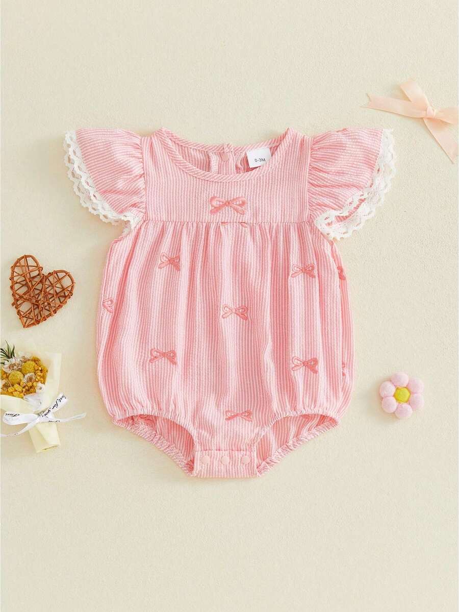 Mono de verano a rayas para bebé niña, con lindo bordado de lazo y mangas con volantes, ideal para recién nacidas y niñas pequeñas. - Rosa - Ver 1