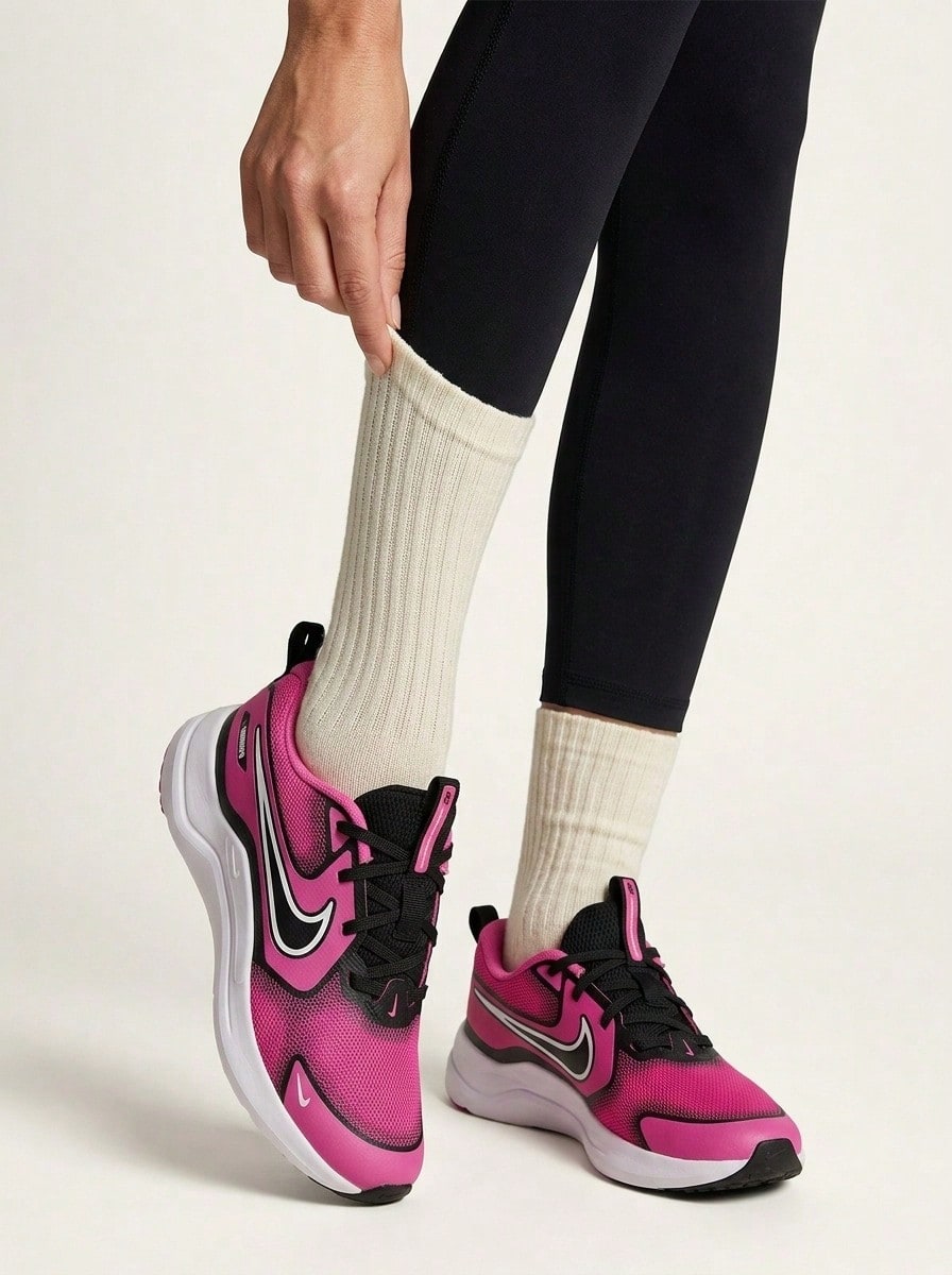 Cosmic Runner Older Kids' Road Running Shoes Laser Fuchsia / Black / White HM4402 - Màu hồng tím/đen/trắng - Xem 1