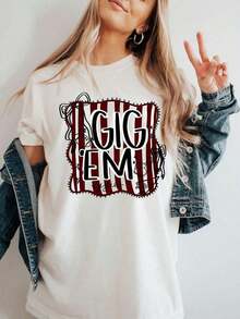 Texas A&M Aggies, Cute Gig Em Football, TAMU, Aggies Shirt Design220g White Cotton Short Sve T-Shirt Is The Best Gift For , Best , Relats, Let Them Feel Cool And Comfortable In Summer - màu đen - Xem 1