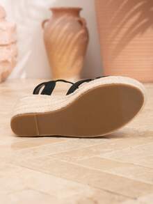 New Straw Wedge Black Sandals For Women, Spring/Summer Outdoor Vacation Style Strap Rope Thick Platform Roman Sandals - Black - View 8