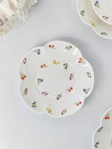 1个/2个/4个装手绘6英寸花卉陶瓷盘，可作水果盘、零食盘、坚果糖果盘、开胃菜盘、蛋糕甜点盘，也可作首饰托盘，用途广泛，适用于聚会、酒店、高档礼品等场合。 - 彩色 - 查看 7