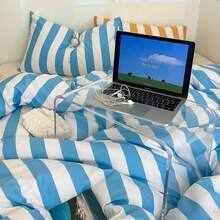 Bộ ga trải giường 3 món 100% cotton họa tiết sọc tối giản kiểu Nhật Bản, gồm 2 vỏ gối và 1 vỏ chăn. - Xanh băng hà - Xem 5