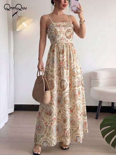 Đầm dài hai dây dành cho nữ, kiểu dáng bohemian thanh lịch với dây đeo mảnh xếp ly, chất liệu vải dệt, họa tiết hoa đẹp mắt, duyên dáng và quyến rũ.