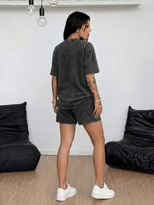 Loose-Fit Print 2pcs Set,Vintage Style T-Shirt+Matching Shorts Set,Y2K Streetwear Women's Clothing-Vacation Outfits Women's Washed Two-Piece Set - 黑色 - 查看 3