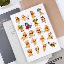 Disney 50张黄色小熊贴纸，可爱卡通图案，精致派对礼品，适用于装饰笔记本电脑、滑板、水瓶、汽车、相册、电脑、手机、笔记本、头盔、吉他、行李箱等。高品质美术用品。 - 套裝 - 查看 6