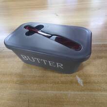 1 Set de boîte à beurre en plastique élégante avec couvercle, convient pour la cuisine, la pâtisserie ou les cadeaux, conception scellée pour éviter les déversements, peut être conservée au réfrigérateur, surface facile à nettoyer, convient pour la famille, les mariages, le camping, les fêtes - Multicolore - Voir 11