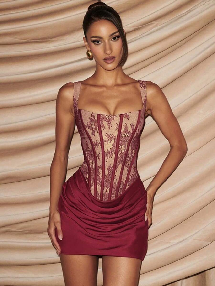 Dress Combining Fine Lines And Delicate Pleats - Burgundy - View 1
