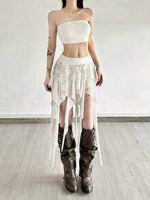 Falda asimétrica bohemia con encaje y parches de colores, ideal para festivales, carnaval y playa - Blanco - Ver 2