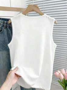 Plus Size Women Floral Sleeveless Tank Top - White - View 1