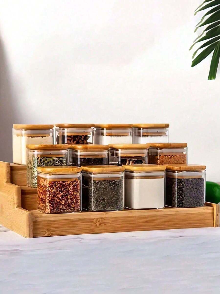 Hũ thủy tinh kín có nắp tre, hộp đựng thực phẩm thích hợp để bảo quản lá trà, hạt cà phê, các loại hạt và thực phẩm khô, thủy tinh trong suốt với nắp tre tự nhiên kín khí, có thể xếp chồng lên nhau và chống rò rỉ, giữ cho thực phẩm tươi ngon và không bị ẩm, rất thích hợp để đặt trên quầy nhà hàng và nhà bếp, cũng là một món quà lý tưởng cho Giáng sinh, Halloween, Lễ Phục sinh, Lễ Tạ ơn và các ngày lễ khác.