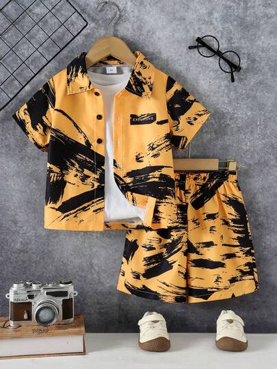 Conjunto de 2 peças para meninos: Camiseta de manga curta com estampa tie-dye e shorts com estampa tie-dye. Ideal para o verão.
