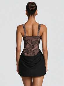Vestido combinado con líneas finas y pliegues delicados - Negro - Ver 3