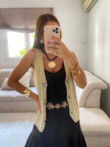 Áo khoác cardigan dệt kim nữ mùa hè 2026 mới, trang phục mùa hè cho nữ, áo không tay dệt kim sợi kim loại vàng, dáng suông, cổ chữ V, cài nút, trang phục nghỉ dưỡng thường ngày. - Be - Xem 4