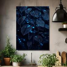 Plano 2D, 1 pieza de pintura en lienzo plana 2D sin marco, arte decorativo de hoja luminosa azul oscuro con detalles de luz de estrellas centelleante para una escena de bosque de ensueño. Varios s disponibles: 12x18, 16x24, 24x36 pulgadas. Un regalo decorativo perfecto para salas de estar - Enmarcado - Ver 4