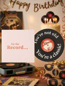 Bộ thiệp chúc mừng sinh nhật hình đĩa vinyl hài hước kèm phong bì - "Bạn không già, bạn chỉ là người cổ điển" - Thích hợp làm thiệp sinh nhật cho bố, ông, nam giới - Món quà sinh nhật tuyệt vời cho tuổi 40, 50, 60, 70. - Ghi lại thiệp chúc mừng sinh nhật - Xem 4