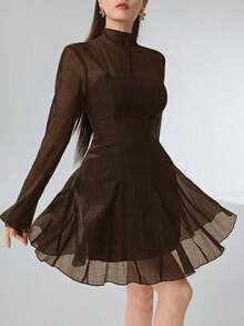 Vestido Casual con Cuello Alto, Textura de Arruga y Diseño Ajustado, Perfecto para Look de Otoño y Eventos Nocturnos - Café integral - Ver 5