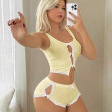 Lace Patchwork Bow Decor Cutout Chest Backless Crop Top And Super Low Waist High Slit Mini Shorts 2 Pieces Set Pink 2 Pieces Set - Amarillo - Ver 1
