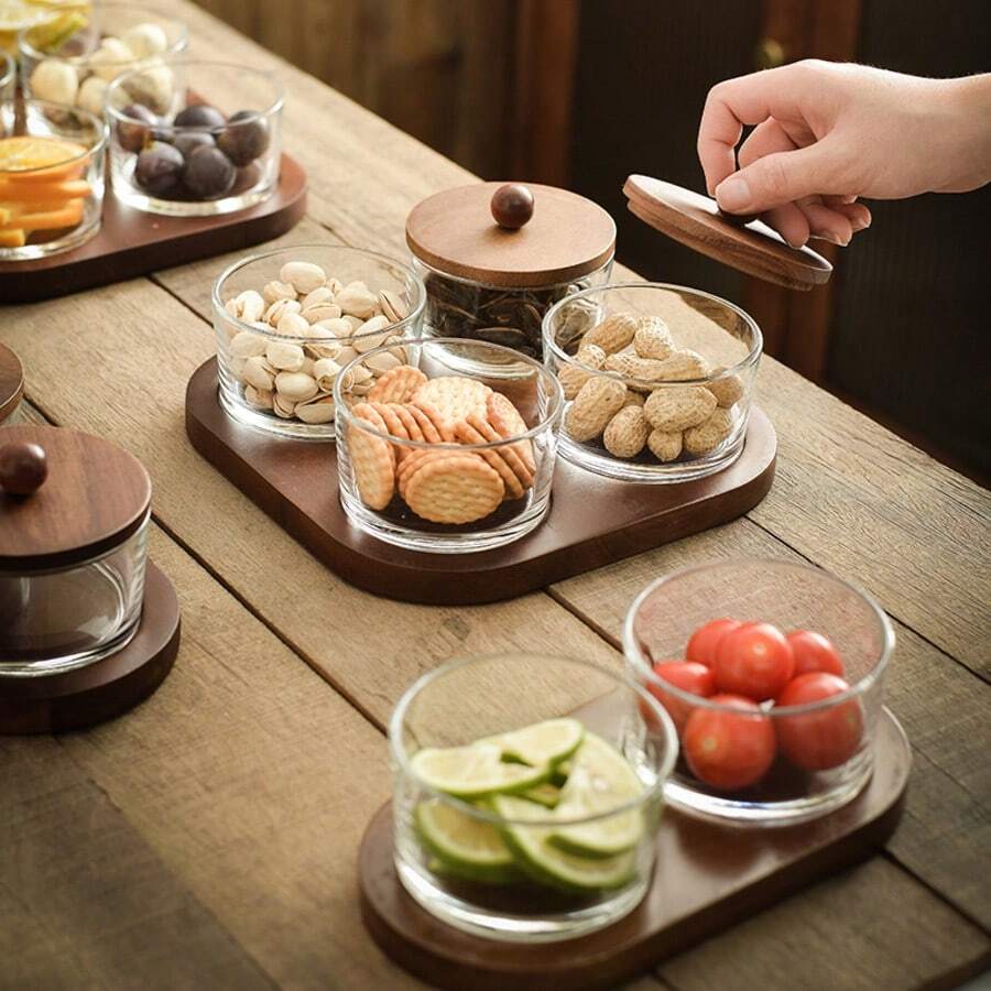 1 件装玻璃零食盒，带竹盖，多隔层设计，带竹托盘、水果拼盘、糖果收纳盒