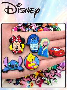 Bộ phụ kiện ngẫu nhiên Disney gồm 10/15/25/35/45 món, được làm từ chất liệu PVC, với các thiết kế hoạt hình dễ thương, thích hợp cho việc tự làm đồ trang trí, có nhiều họa tiết đáng yêu, những chiếc móc khóa giày có thể tháo rời xinh xắn, có thể dùng làm phụ kiện trang trí tiệc hoặc quà tặng ngày lễ, giúp tăng thêm vẻ quyến rũ cá nhân. - ngẫu nhiên - Xem 4