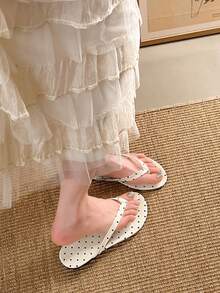 Women's Flip Flops, Non-Slip Soft Bottom Polka Dot Print Solid Color Open Toe Thong Sandals, European And American Resort Style, Suitable For Summer Beach, Walking, Commuting, Daily Wear, White Base With Black Dots - Black - View 5