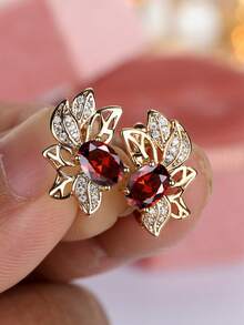 1 Đôi bông tai hình cá vàng thiết kế độc đáo, cá nhân hóa, đính đá Cubic Zirconia đen, thích hợp cho các buổi hẹn hò, tiệc tùng, sinh nhật, kỳ nghỉ. - Đỏ - Xem 4