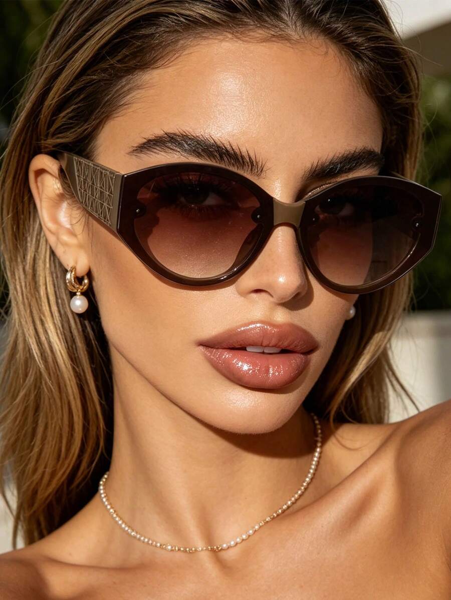 1pc Rhombus Temple Cat Eye Square Frame Women Fashion Glasses, Personalized Versatile Gradient Lens Flattering Face Shape, Suitable For Commuting And Traveling - Coffee Frame Double Tea Slices - View 1