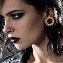 1pc Glam Full CZ Diamond Ear Gauges, Hypoallergenic 316L Stainless Steel Double Flared Ear Tunnels, Luxury Piercing Accessories For Stretched Ears - Circle-2 - View 9